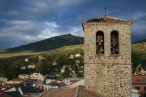 La Iglesia, Miraflores de la Sierra y al fondo La Najarra.